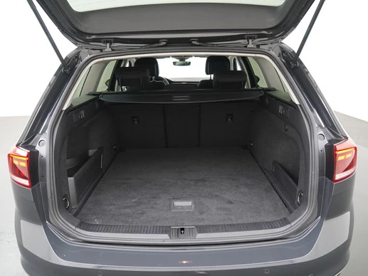 Volkswagen Passat - Afbeelding 25 van 30