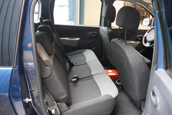 Dacia Lodgy - Afbeelding 18 van 20