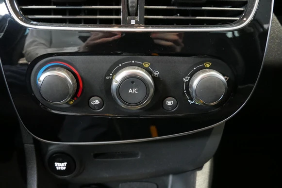 Renault Clio - Afbeelding 18 van 30