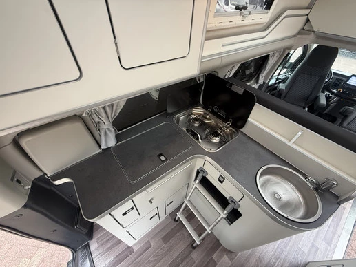 Ford nugget plus westfalia verhoogd dak - Afbeelding 18 van 22