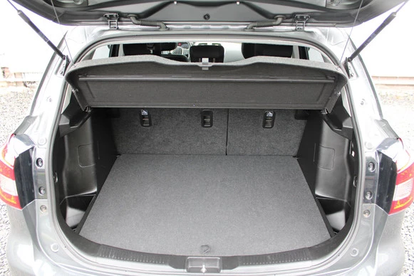 Suzuki S-Cross - Afbeelding 16 van 30