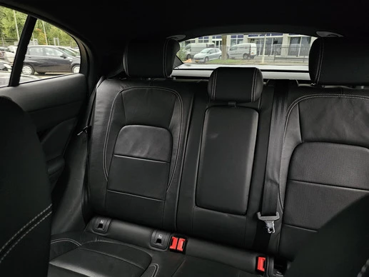 Jaguar I-PACE - Afbeelding 21 van 23