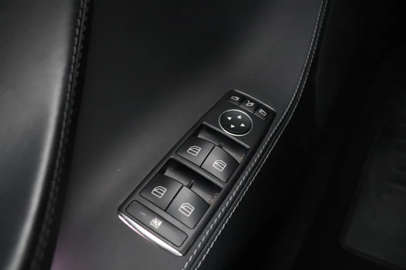 Tesla Model S - Afbeelding 17 van 25