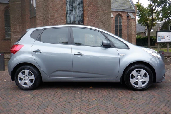 Kia Venga - Afbeelding 1 van 19