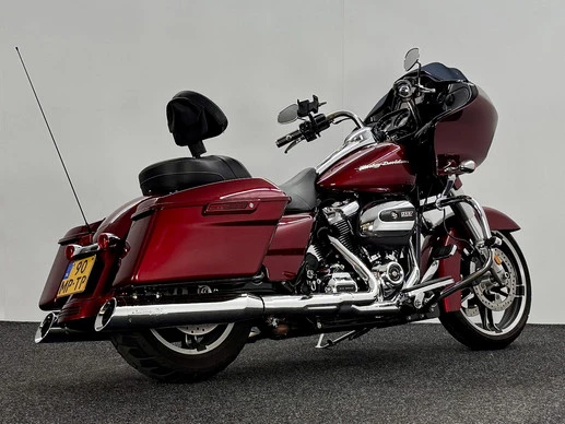 Harley-Davidson Road Glide - Afbeelding 2 van 21