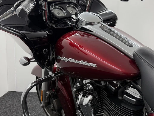 Harley-Davidson Road Glide - Afbeelding 7 van 21