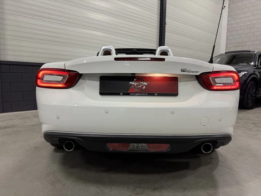 Fiat 124 Spider - Afbeelding 6 van 30