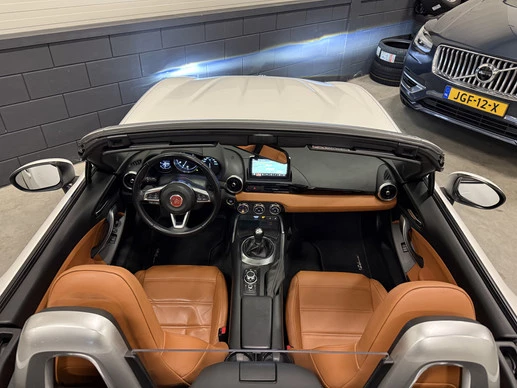 Fiat 124 Spider - Afbeelding 10 van 30