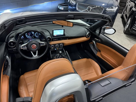 Fiat 124 Spider - Afbeelding 11 van 30