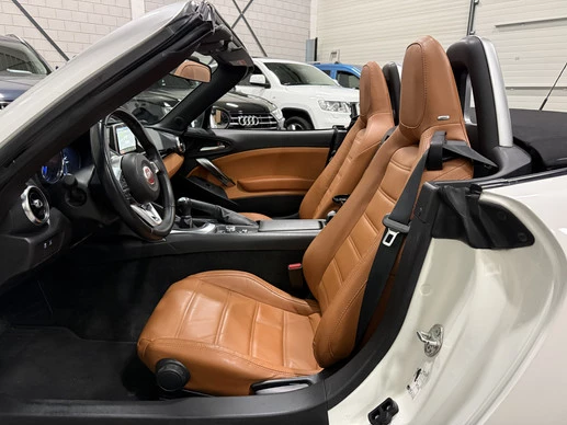 Fiat 124 Spider - Afbeelding 12 van 30