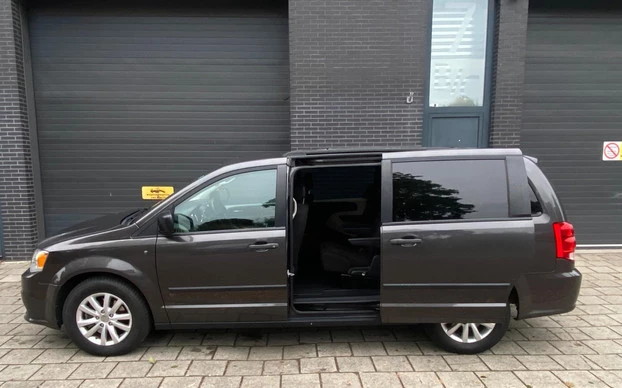 Dodge Grand Caravan - Afbeelding 7 van 14