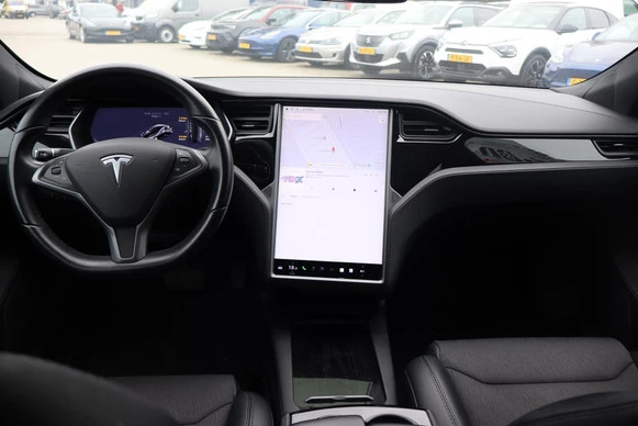 Tesla Model S - Afbeelding 2 van 30