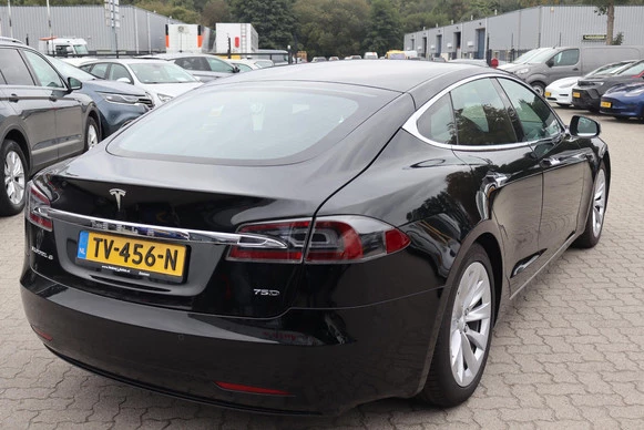 Tesla Model S - Afbeelding 4 van 30