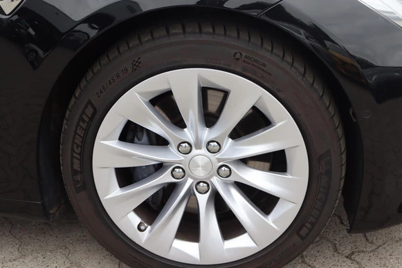 Tesla Model S - Afbeelding 11 van 30