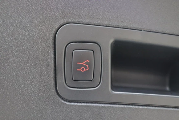 Tesla Model S - Afbeelding 16 van 30