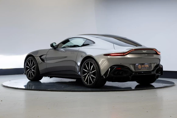 Aston Martin V8 Vantage - Afbeelding 2 van 30