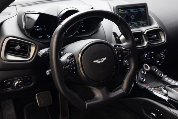 Aston Martin V8 Vantage - Afbeelding 9 van 30