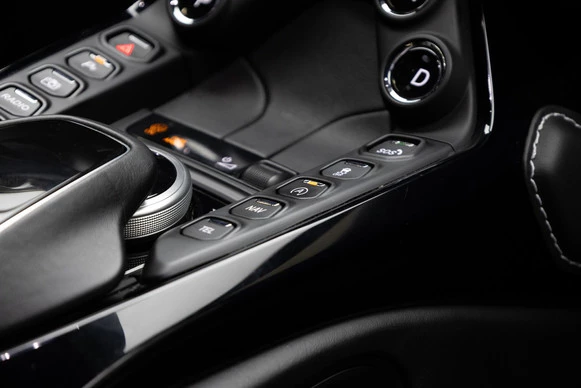Aston Martin V8 Vantage - Afbeelding 17 van 30