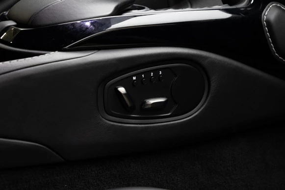 Aston Martin V8 Vantage - Afbeelding 6 van 27