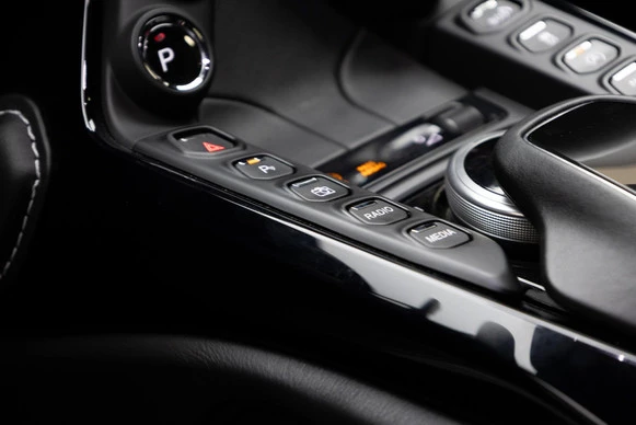 Aston Martin V8 Vantage - Afbeelding 17 van 27