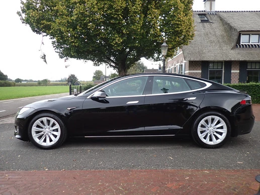 Tesla Model S - Afbeelding 6 van 30