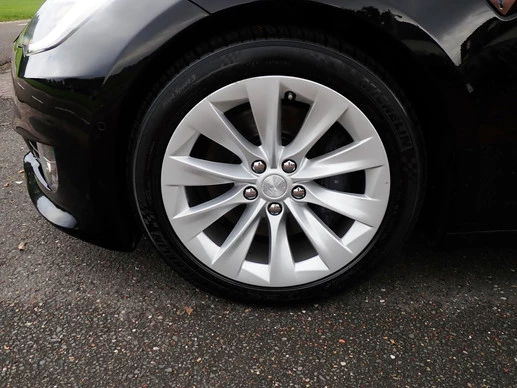 Tesla Model S - Afbeelding 30 van 30
