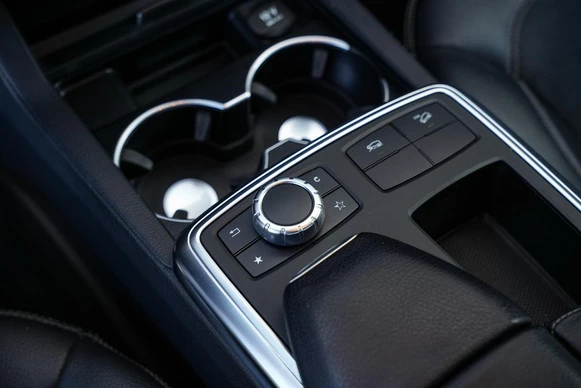 Mercedes-Benz M-Klasse - Afbeelding 16 van 30