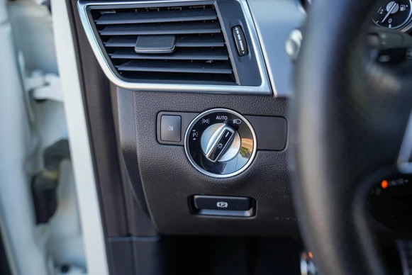 Mercedes-Benz M-Klasse - Afbeelding 22 van 30