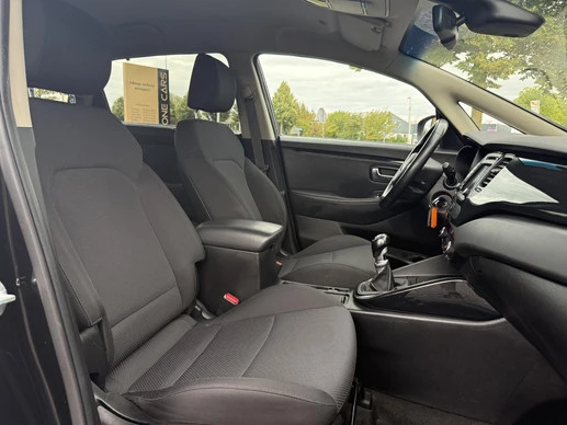 Kia Carens - Afbeelding 8 van 30