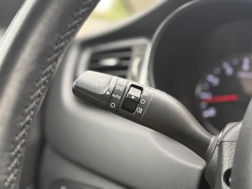Kia Carens - Afbeelding 24 van 30
