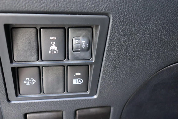 Toyota Hilux - Afbeelding 24 van 30