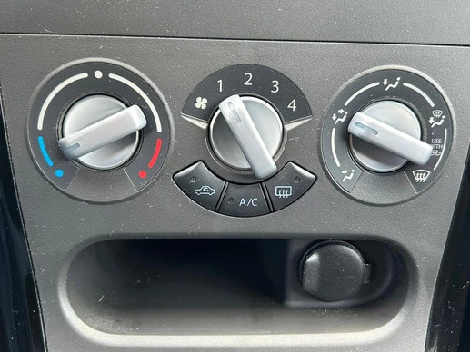 Suzuki Splash - Afbeelding 21 van 28