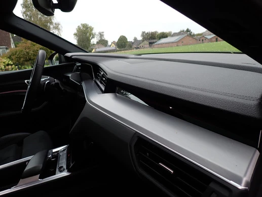 Audi Q8 e-tron - Afbeelding 22 van 30