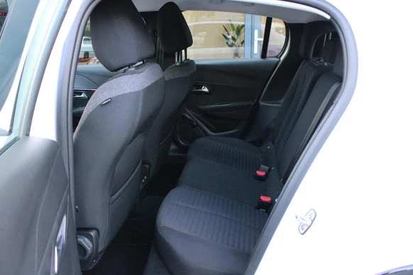 Peugeot e-208 - Afbeelding 17 van 28