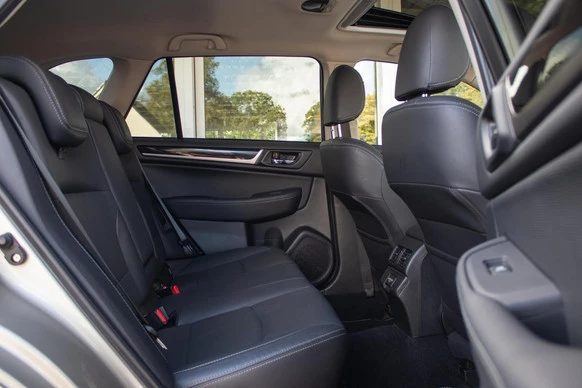 Subaru Outback - Afbeelding 13 van 30