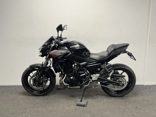 Kawasaki Z650 - Afbeelding 13 van 20