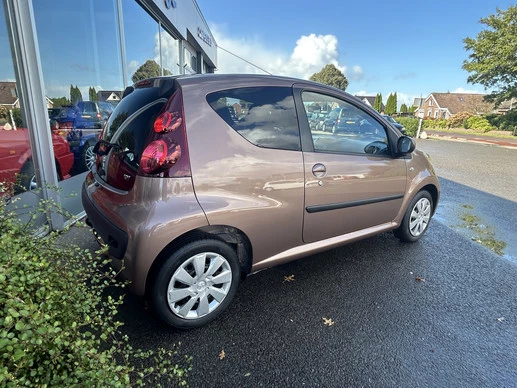Peugeot 107 - Afbeelding 2 van 7