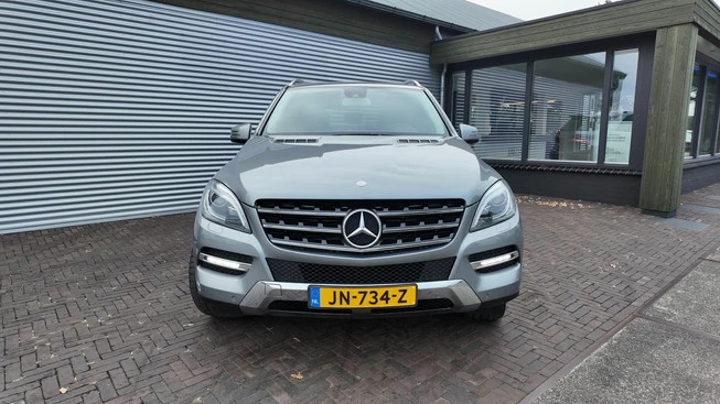 Mercedes-Benz M-Klasse - Afbeelding 2 van 24