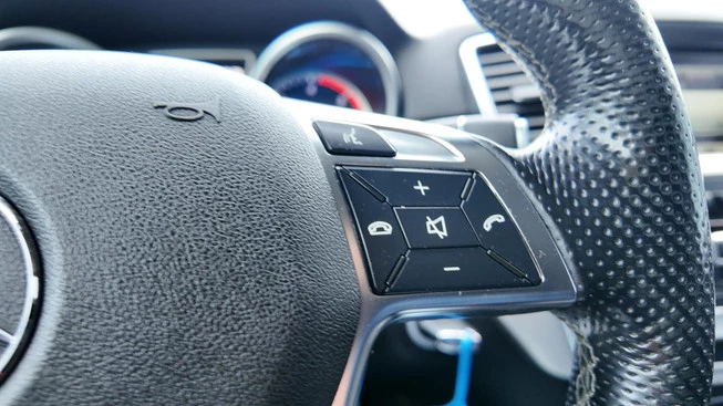 Mercedes-Benz M-Klasse - Afbeelding 9 van 24