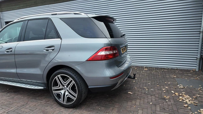 Mercedes-Benz M-Klasse - Afbeelding 17 van 24