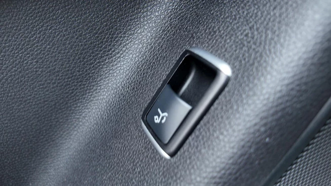 Mercedes-Benz M-Klasse - Afbeelding 19 van 24