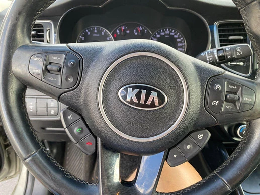 Kia Carens - Afbeelding 13 van 17