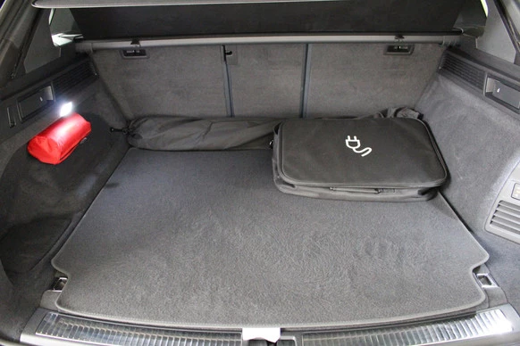 Volkswagen Touareg - Afbeelding 6 van 30