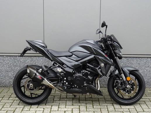 Suzuki GSX - Afbeelding 1 van 17