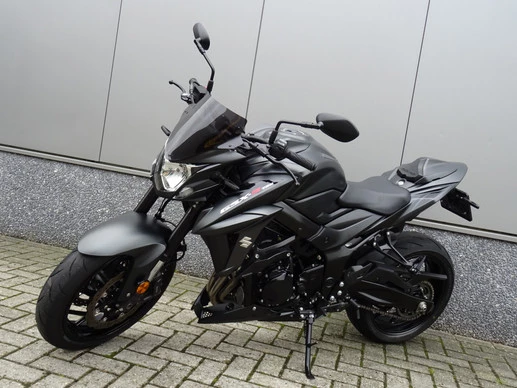 Suzuki GSX - Afbeelding 14 van 17