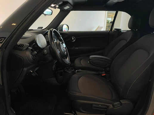 MINI Cooper Cabrio - Afbeelding 25 van 30