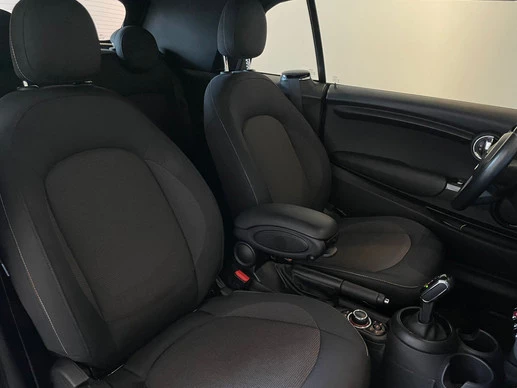 MINI Cooper Cabrio - Afbeelding 26 van 30