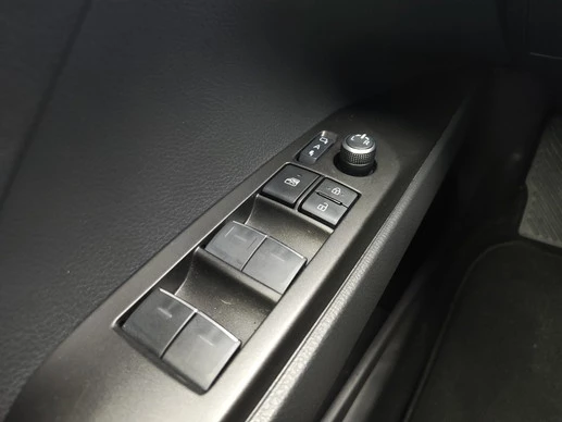 Toyota Camry - Afbeelding 25 van 30