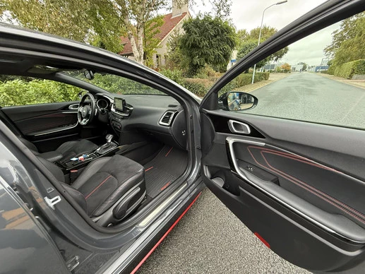 Kia ProCeed - Afbeelding 27 van 30