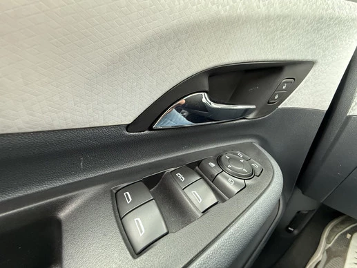 Opel Ampera-e - Afbeelding 13 van 20